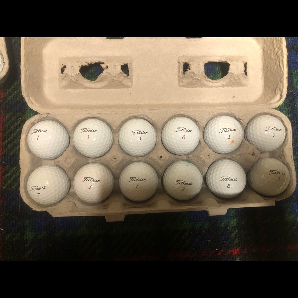 Titleist ProV1 & ProV1x golf balls